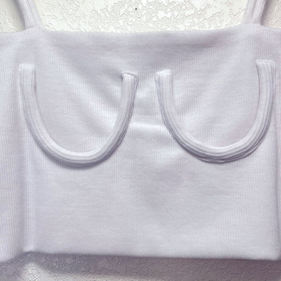 Crop top with external under boobie accents - Picture 3 of 4